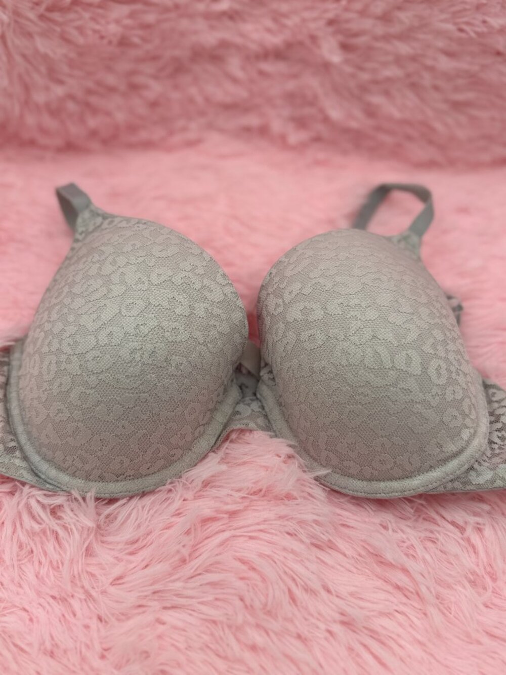 PINK Victoria's Secret White Lace Bra